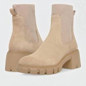 Steve Madden Hayle Beige suede Chelsea boots with chunky heel | 5.5 M (US)